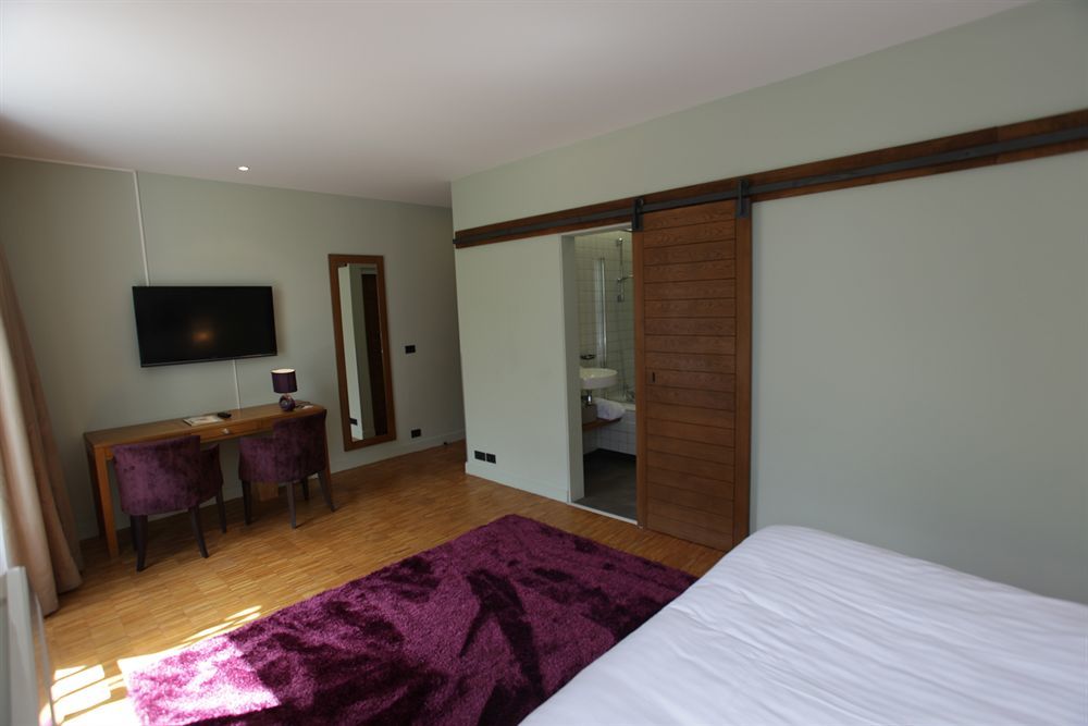 Hotel Domaine De Barres Langogne Esterno foto